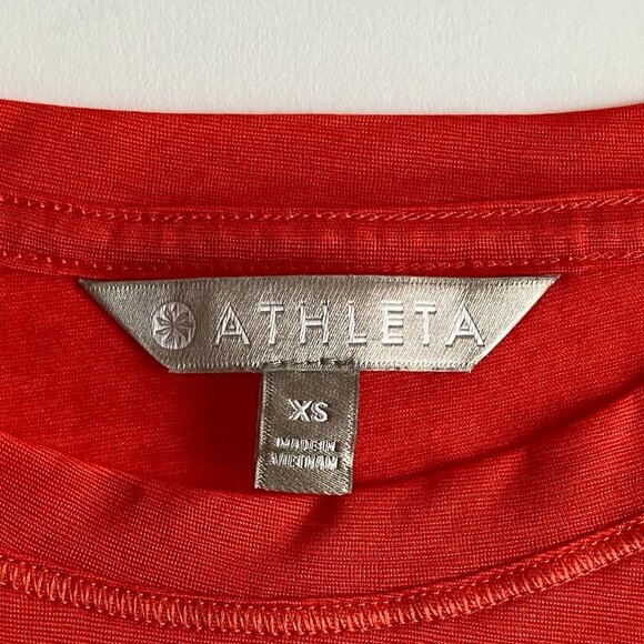 🆕 Athleta Women's Vapor 'Torch Red' Muscle Tank - Picture 6 of 9